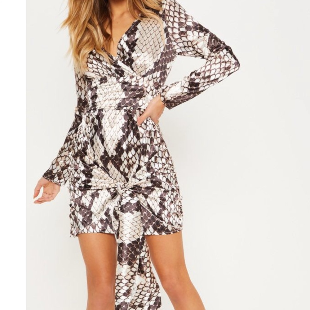 Snake print tie front dress